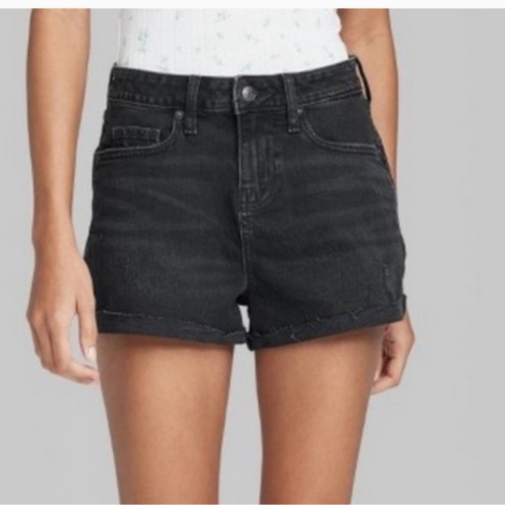 NWT Women's High-Rise Rolled Cuff Jean Shorts - Wild Fable Black 10